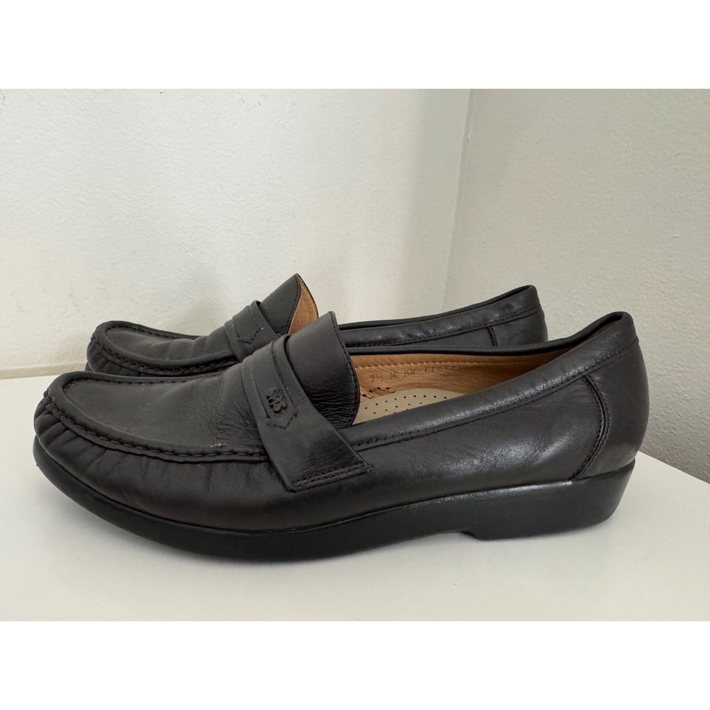 SAS Mens Penny Loafers Dark Brown Leather Handsewn Made in USA 9.5 M 116971